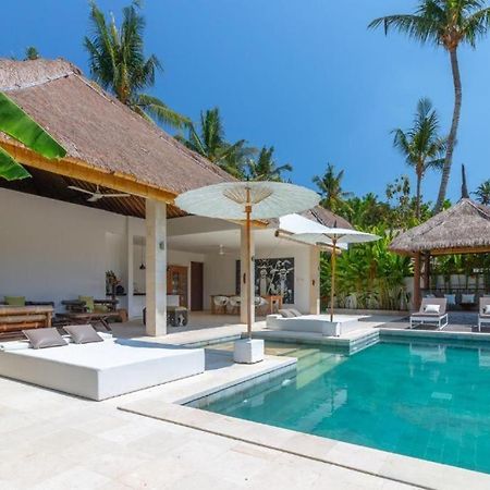 Villa Hidden Pearl, With Private Cook And Pool Карангасем Экстерьер фото