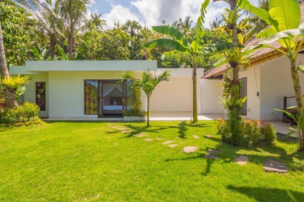 Villa Hidden Pearl, With Private Cook And Pool Карангасем Экстерьер фото