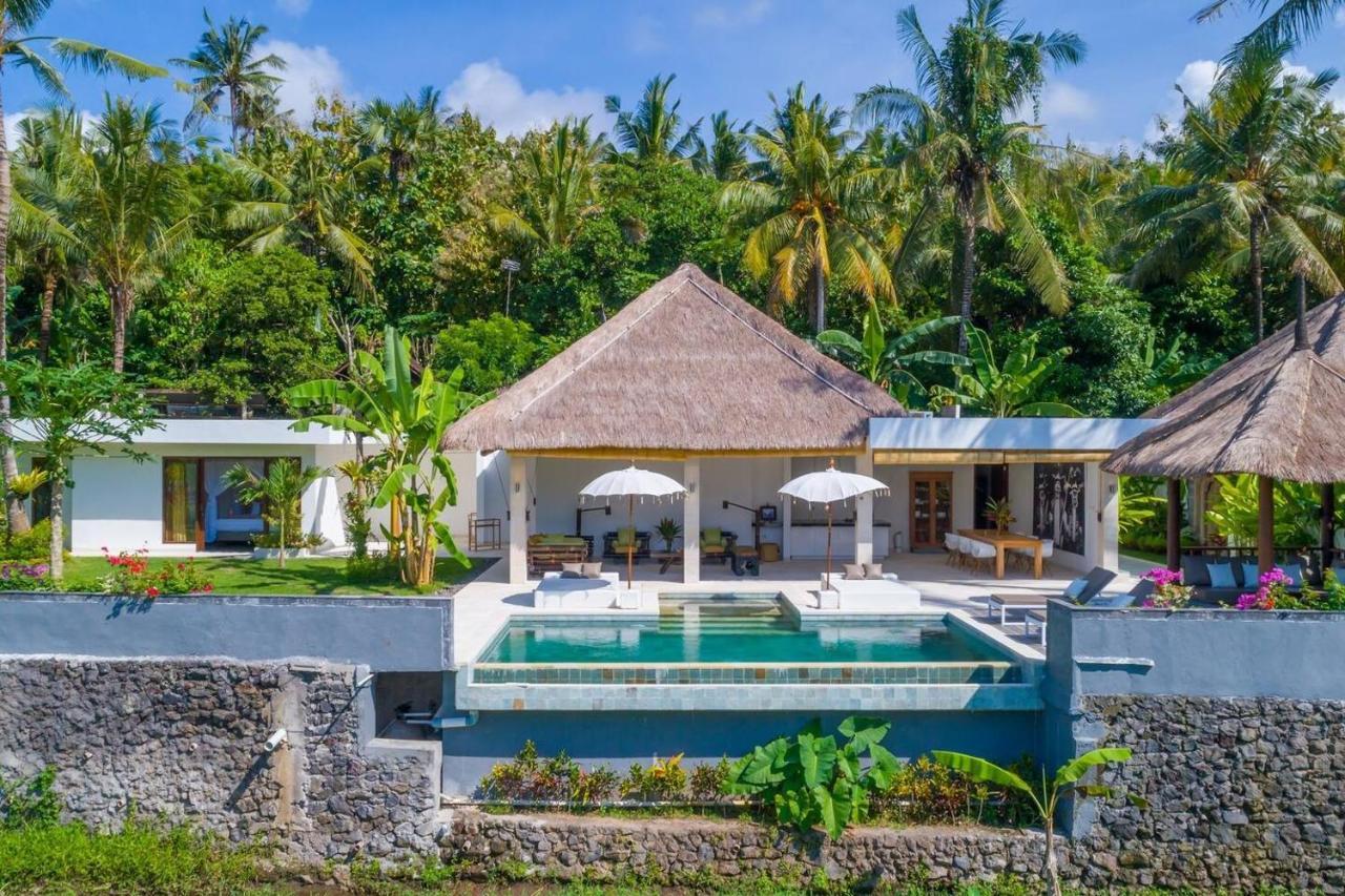 Villa Hidden Pearl, With Private Cook And Pool Карангасем Экстерьер фото